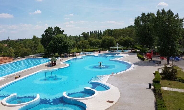 csepeli strand 2 1 768x459